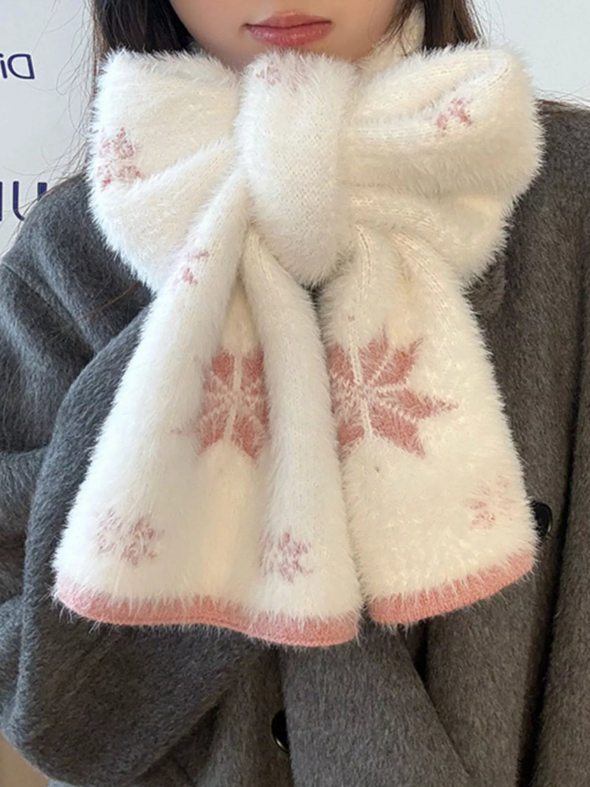Fluffy Snowflake Pattern Winter Scarf