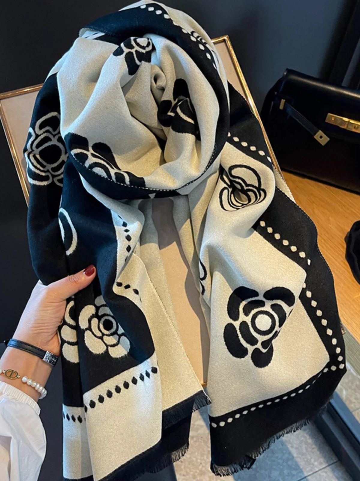 Floral Pattern Raw Hem Scarf