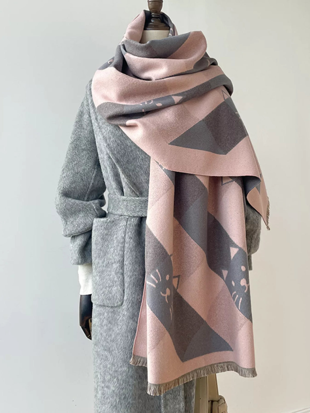 Cute Cat Plaid Raw Hem Scarf
