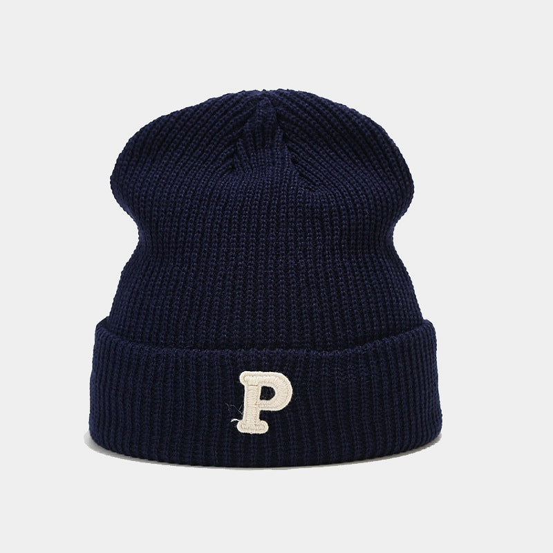 Chunky Knit P Beanie: Cozy & Chic Fall/Winter Hat