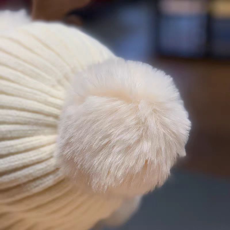 Women's Retro Christmas Knit Beanie - Cute Antler & Pom Pom, Fleece-Lined Ear Warmers for Winter Warmth
