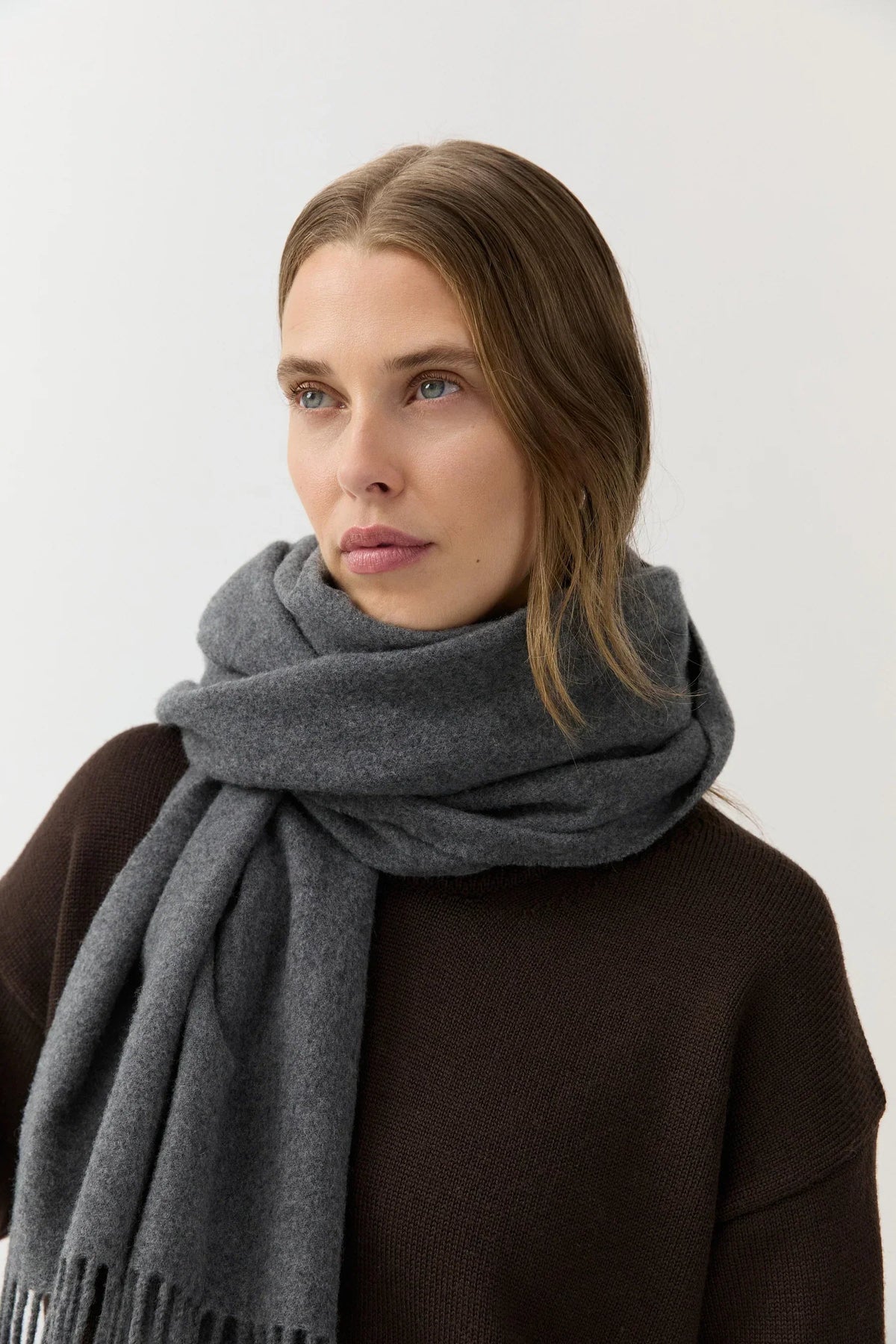 Woven Scarf Medium Grey