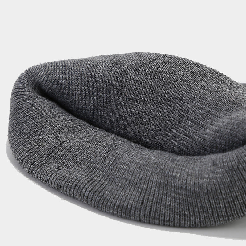 Red Maple Leaf Knit Beanie: Street Style Warm Hat