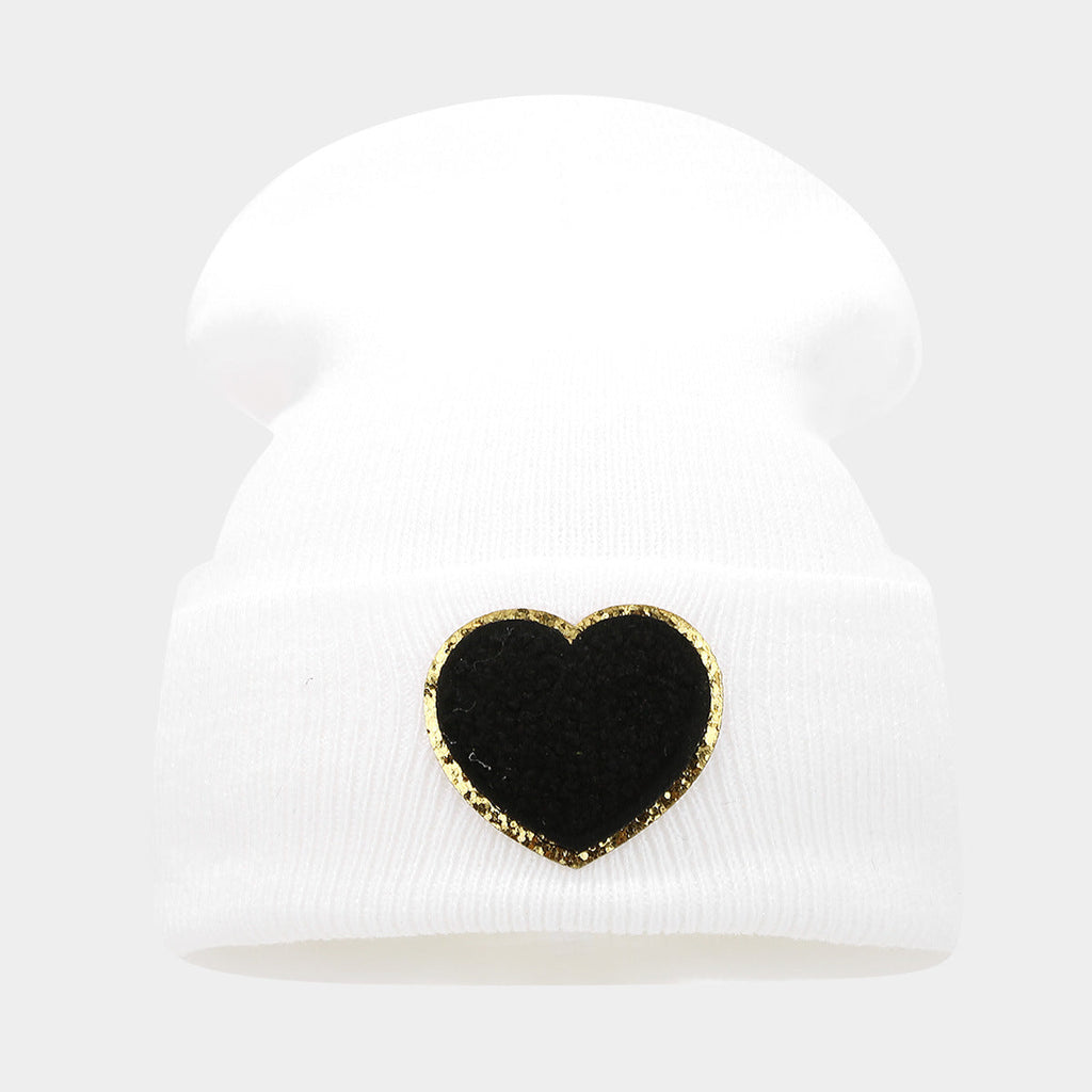 Chic Knitted Wool Hat with Love Label - Cozy & Stylish