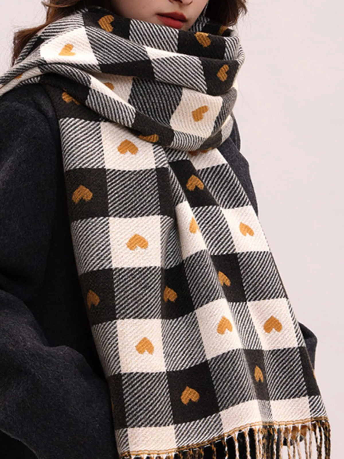 Heart Plaid Tassel Scarf