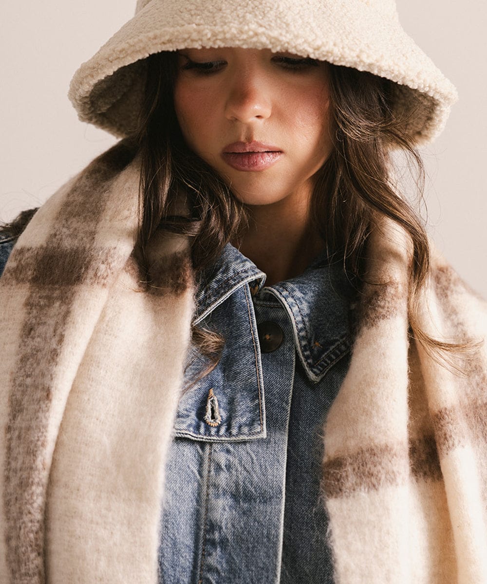 Mik Oversized Knit Scarf