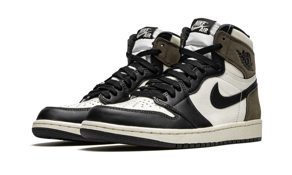 Air Jordan 1 Retro High OG "Dark Mocha" 555088 105